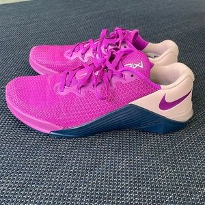 Women’s Nike MetCon